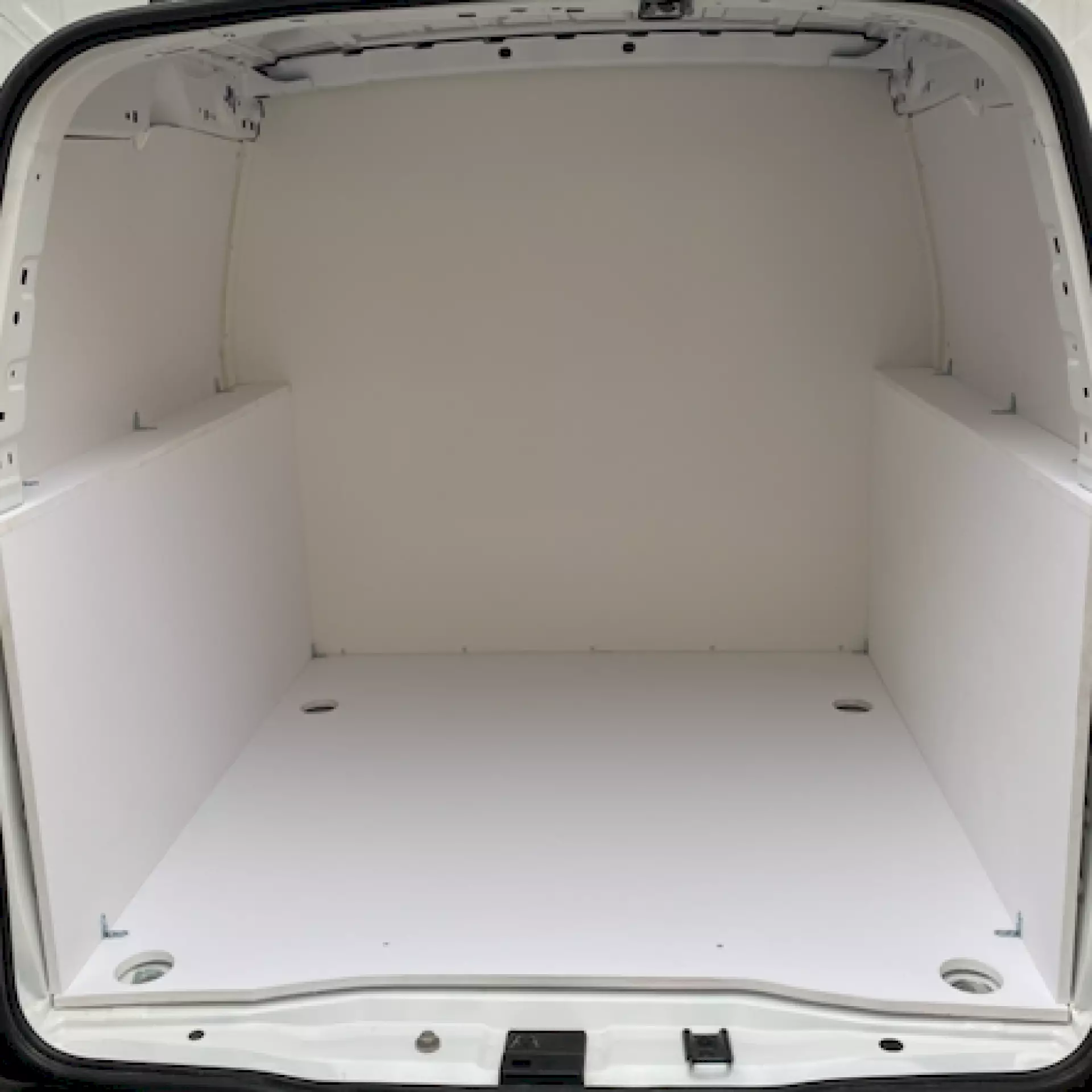 Plancher Toyota pro ace long